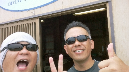 �V���W��